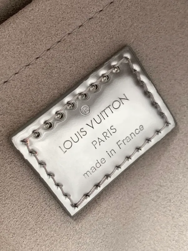 All Categories Official Website "Brand Women's Bags" Women's Bags 💙 LV 2026 New LV Crossbody Bag
