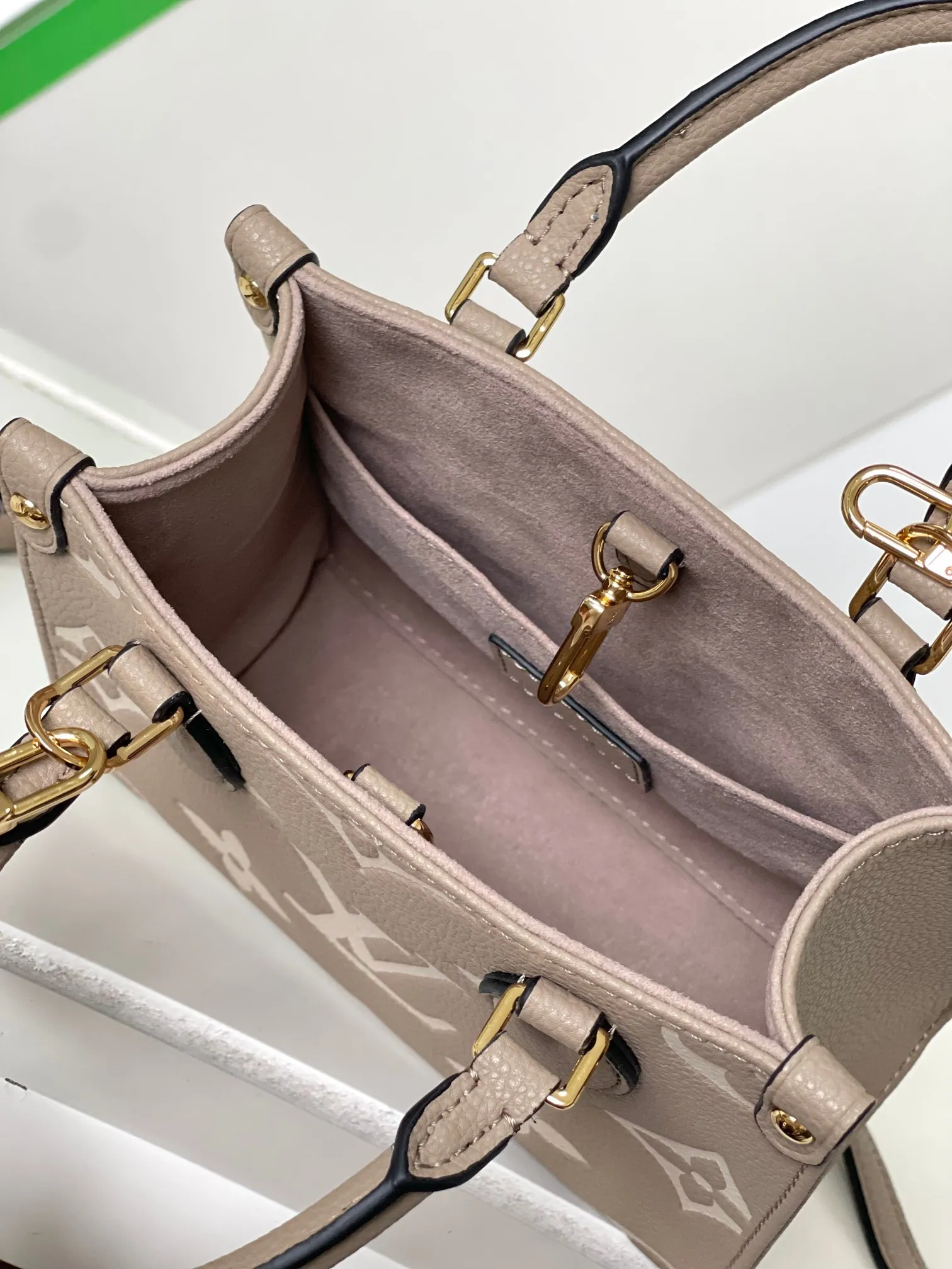 All Categories Official Website "Brand Women's Bags" Women's Bags 💙 LV 2026 New LV Crossbody Bag