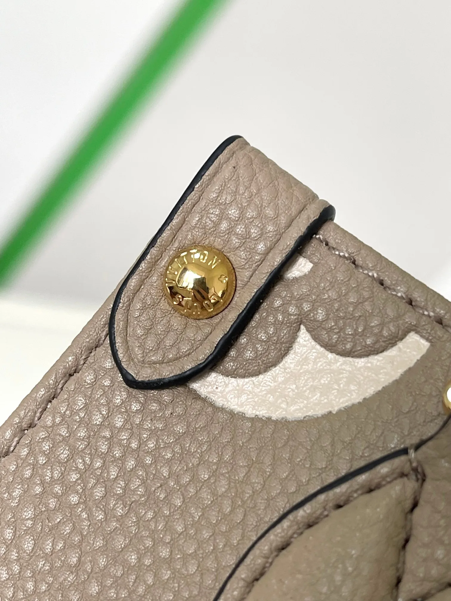 All Categories Official Website "Brand Women's Bags" Women's Bags 💙 LV 2026 New LV Crossbody Bag