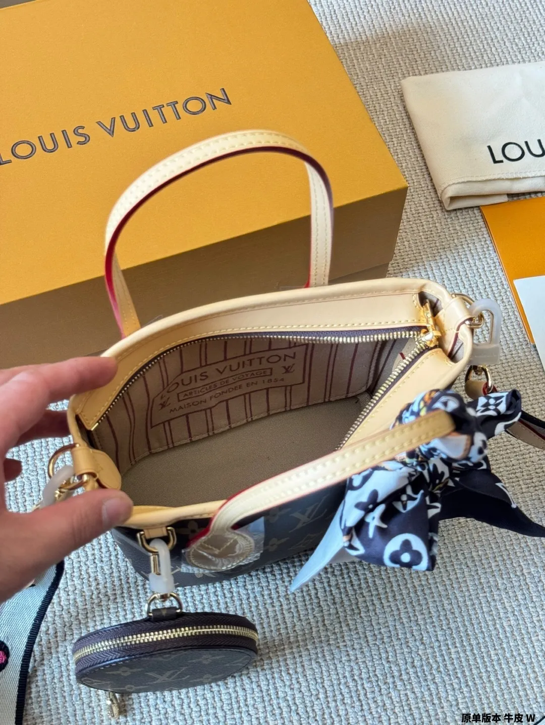 All Categories Official Website "Brand Women's Bags" Women's Bags 💙 LV 2025 New LV Crossbody Bag