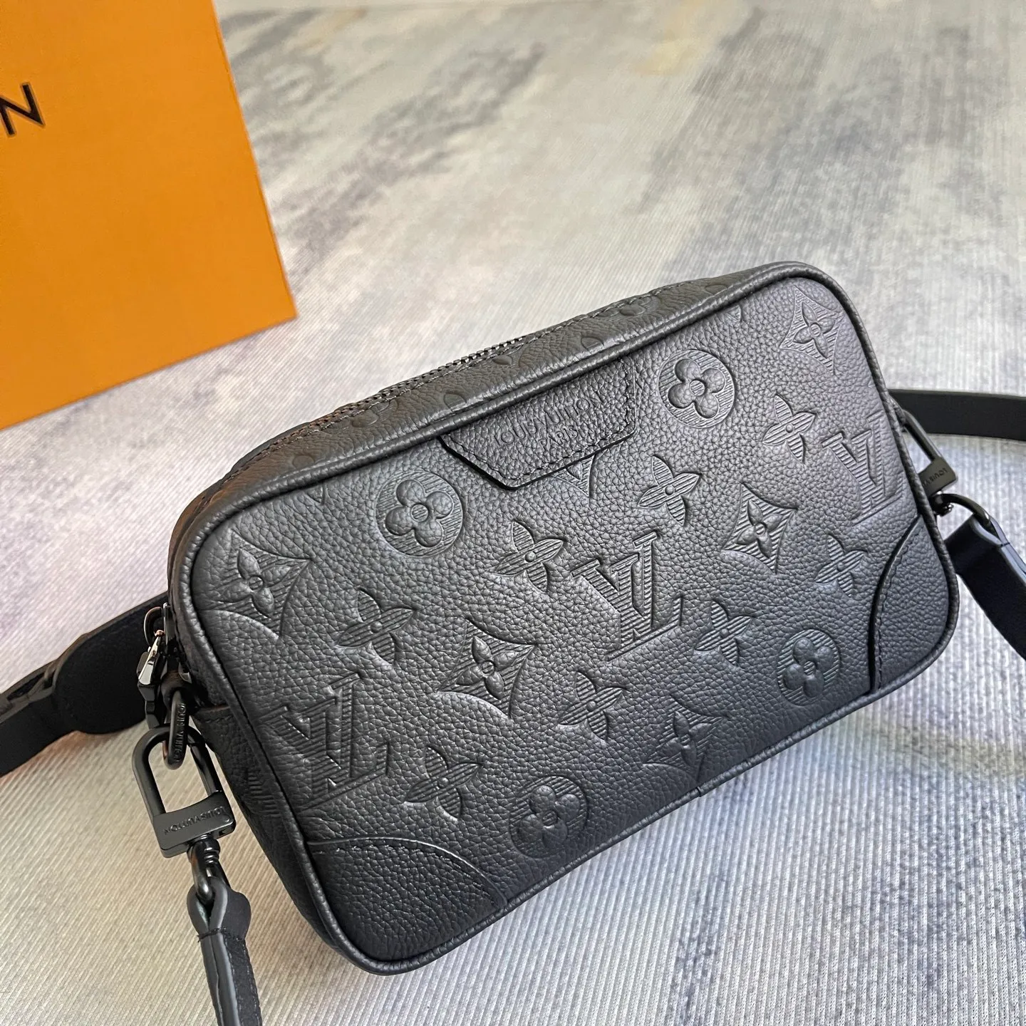 All Categories Official Website "Brand Women's Bags" Women's Bags 💙 LV 2026 New LV Crossbody Bag