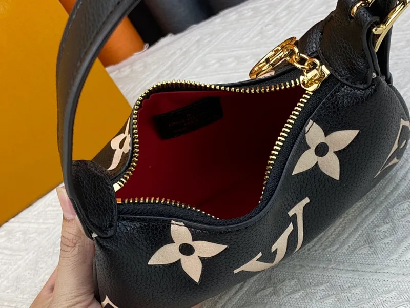 All Categories Official Website "Brand Women's Bags" Women's Bags 💙 LV 2023 New LV Underarm Bag