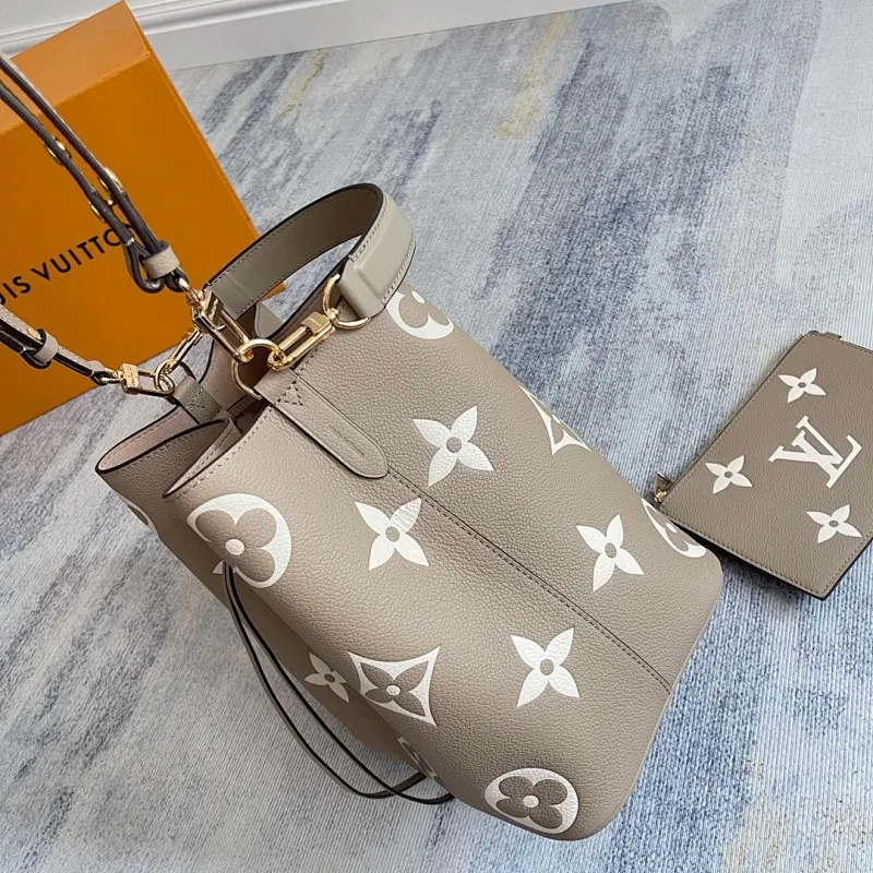 All Categories Official Website "Brand Women's Bags" Women's Bags 💙 LV 2025 New LV Crossbody Bag