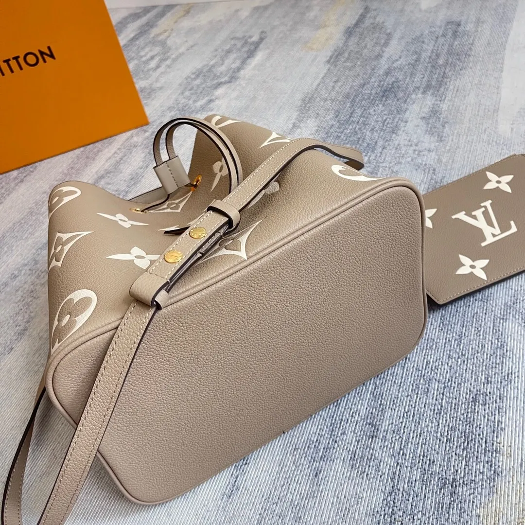 All Categories Official Website "Brand Women's Bags" Women's Bags 💙 LV 2025 New LV Crossbody Bag