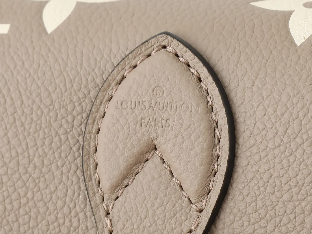 All Categories Official Website "Brand Women's Bags" Women's Bags 💙 LV LV 2026 New Crossbody Shoulder Bag
