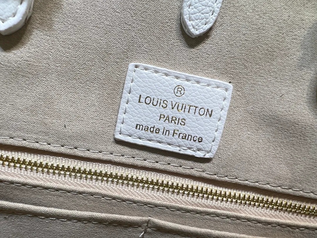 All categories Official website "Brand Women's Bags" Women's Bags 💙 LV 2022 Official New LV Handbag Wholesale 58002000 High Quality Size: 34-26-13 CM