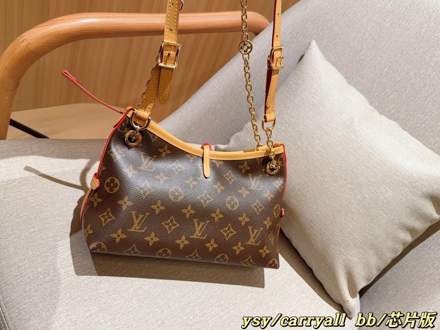 All categories Official website "Brand Women's Bags" Women's Bags 💙 LV 2025 new LV armpit bag