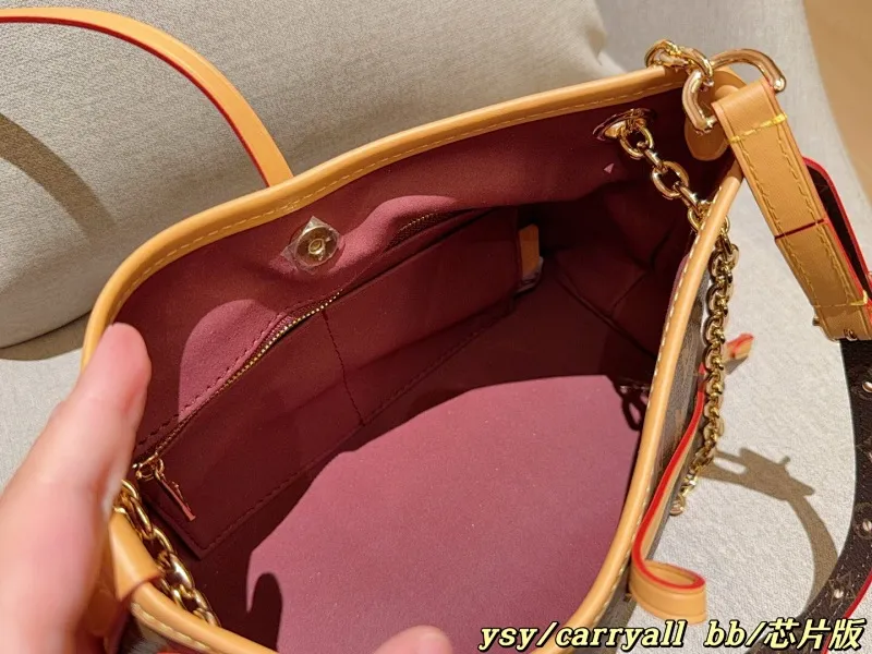 All categories Official website "Brand Women's Bags" Women's Bags 💙 LV 2025 new LV armpit bag