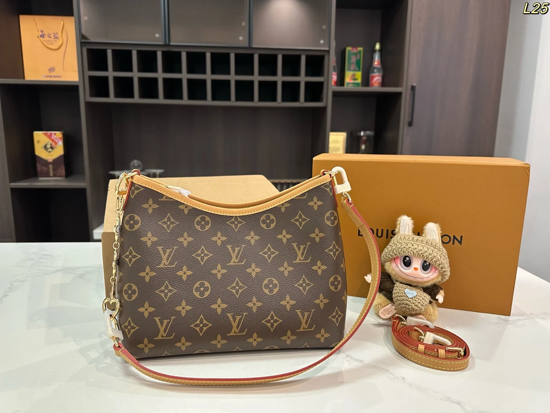 All Categories Official Website "Brand Women's Bags" Women's Bags 💙 LV 2025 New LV Crossbody Bag