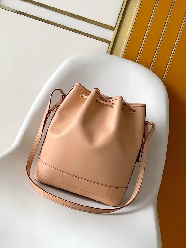 All Categories Official Website "Brand Women's Bags" Women's Bags 💙 LV 2026 New LV Crossbody Bag