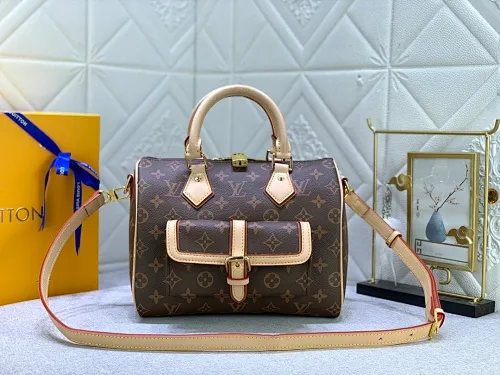 All Categories Official Website "Brand Women's Bags" Women's Bags 💙 LV (new silk screen pillow bag) The compact SPEEDY BANDOULIÈRE 25 handbag reshapes its elegant silhouette, outer pockets and gold buckles. The miniature monogram pattern and leather trim on the canvas evoke the House's historical design codes, as does the rolled leather handle and engraved padlock. an adjustable and