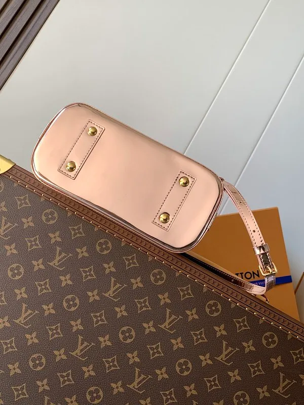 All Categories Official Website "Brand Women's Bags" Women's Bags 💙 LV 2026 New LV Crossbody Bag