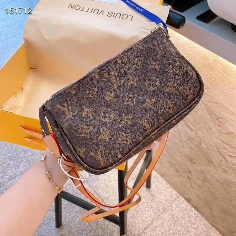 All categories Official website "Brand Women's Bags" Women's Bags 💙 LV fine imitation LV, high imitation LV bags, LV crossbody bags, 2023 official latest version LV crossbody bags, LV bag factory, recommended bags, size: 22CM