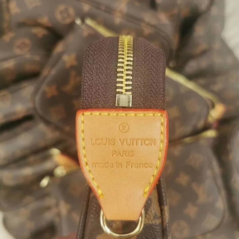 All categories Official website "Brand Women's Bags" Women's Bags 💙 LV fine imitation LV, high imitation LV bags, LV crossbody bags, 2023 official latest version LV crossbody bags, LV bag factory, recommended bags, size: 22CM