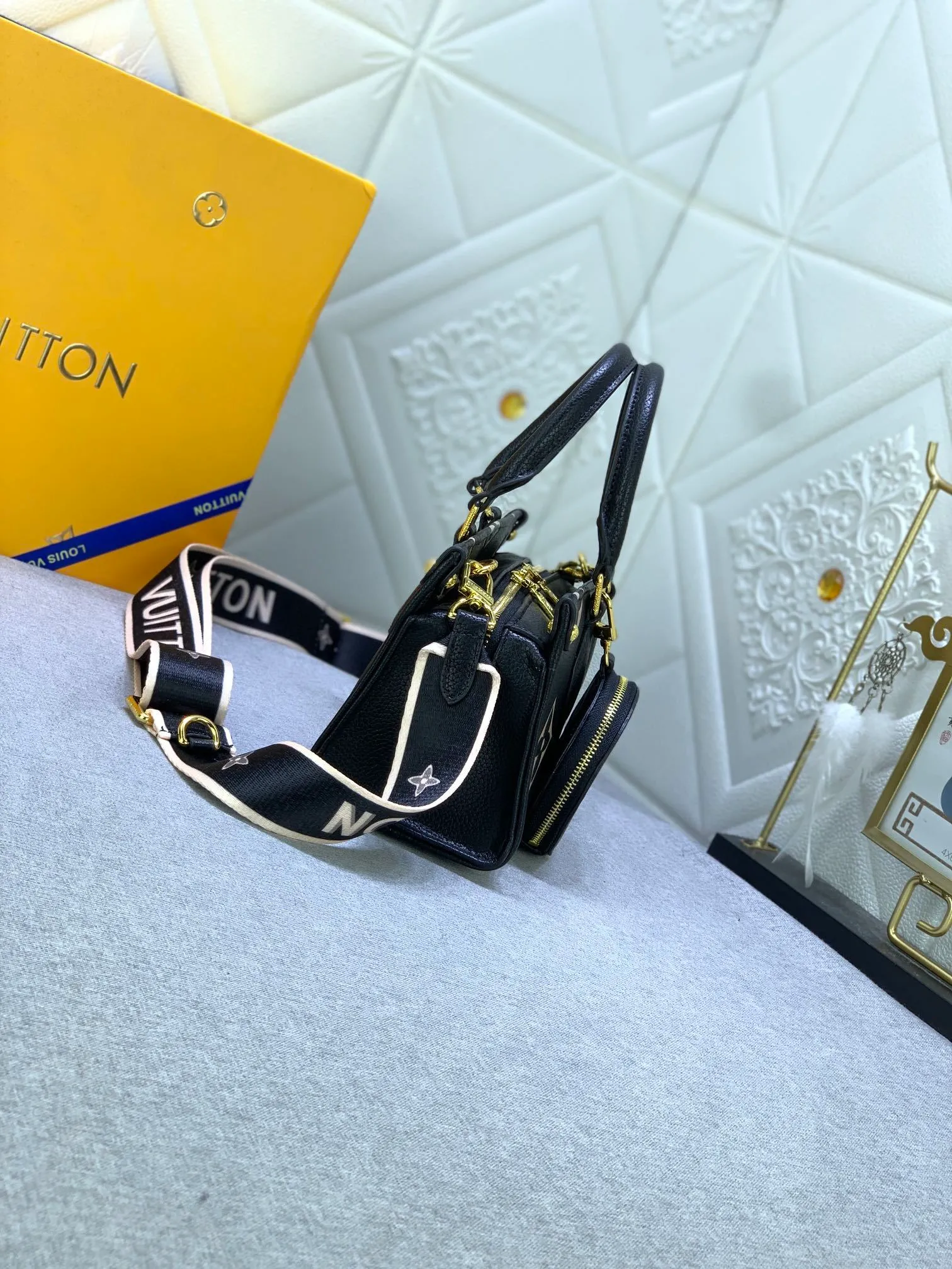 All Categories Official Website "Brand Women's Bags" Women's Bags 💙 LV 2024 New LV Crossbody Bag
