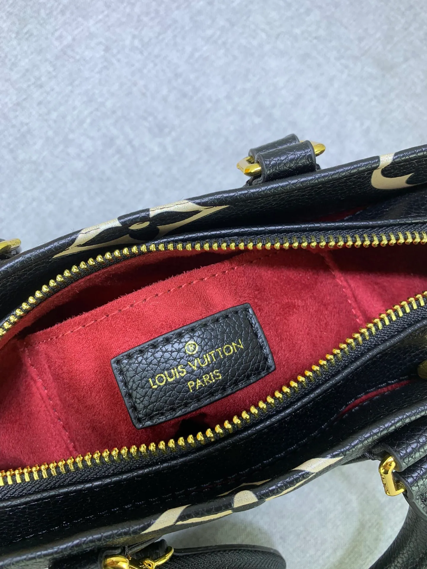 All Categories Official Website "Brand Women's Bags" Women's Bags 💙 LV 2024 New LV Crossbody Bag