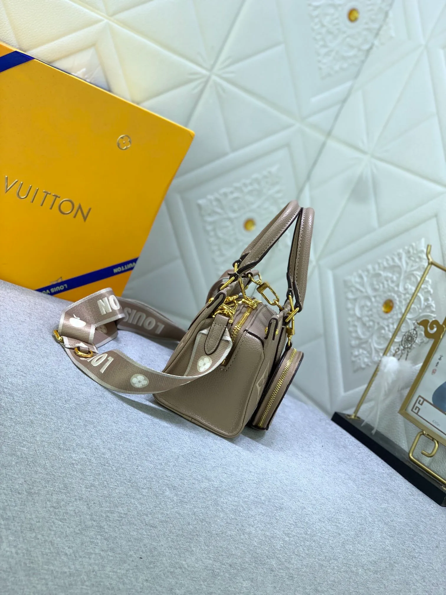 All Categories Official Website "Brand Women's Bags" Women's Bags 💙 LV 2024 New LV Crossbody Bag