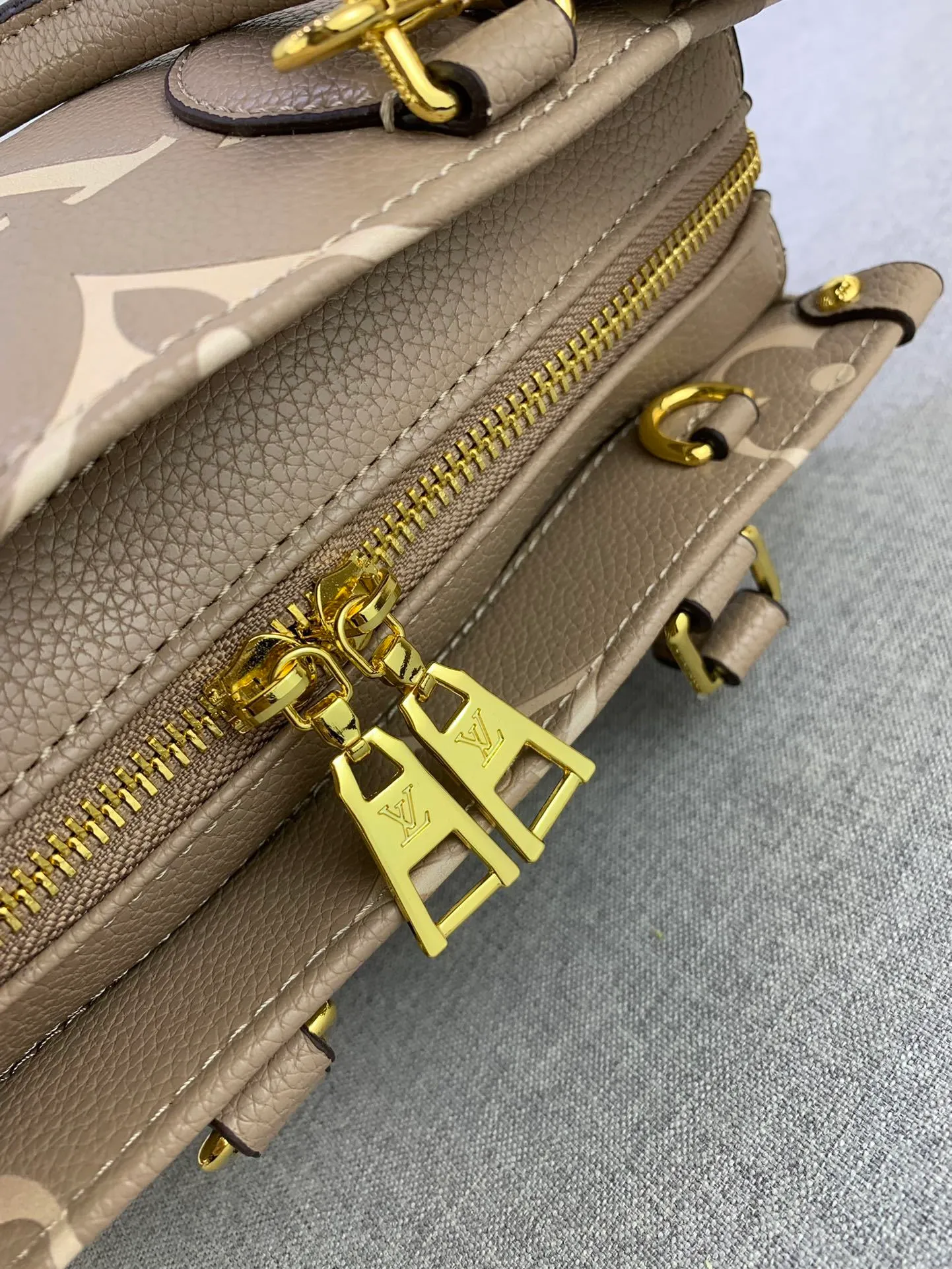 All Categories Official Website "Brand Women's Bags" Women's Bags 💙 LV 2024 New LV Crossbody Bag