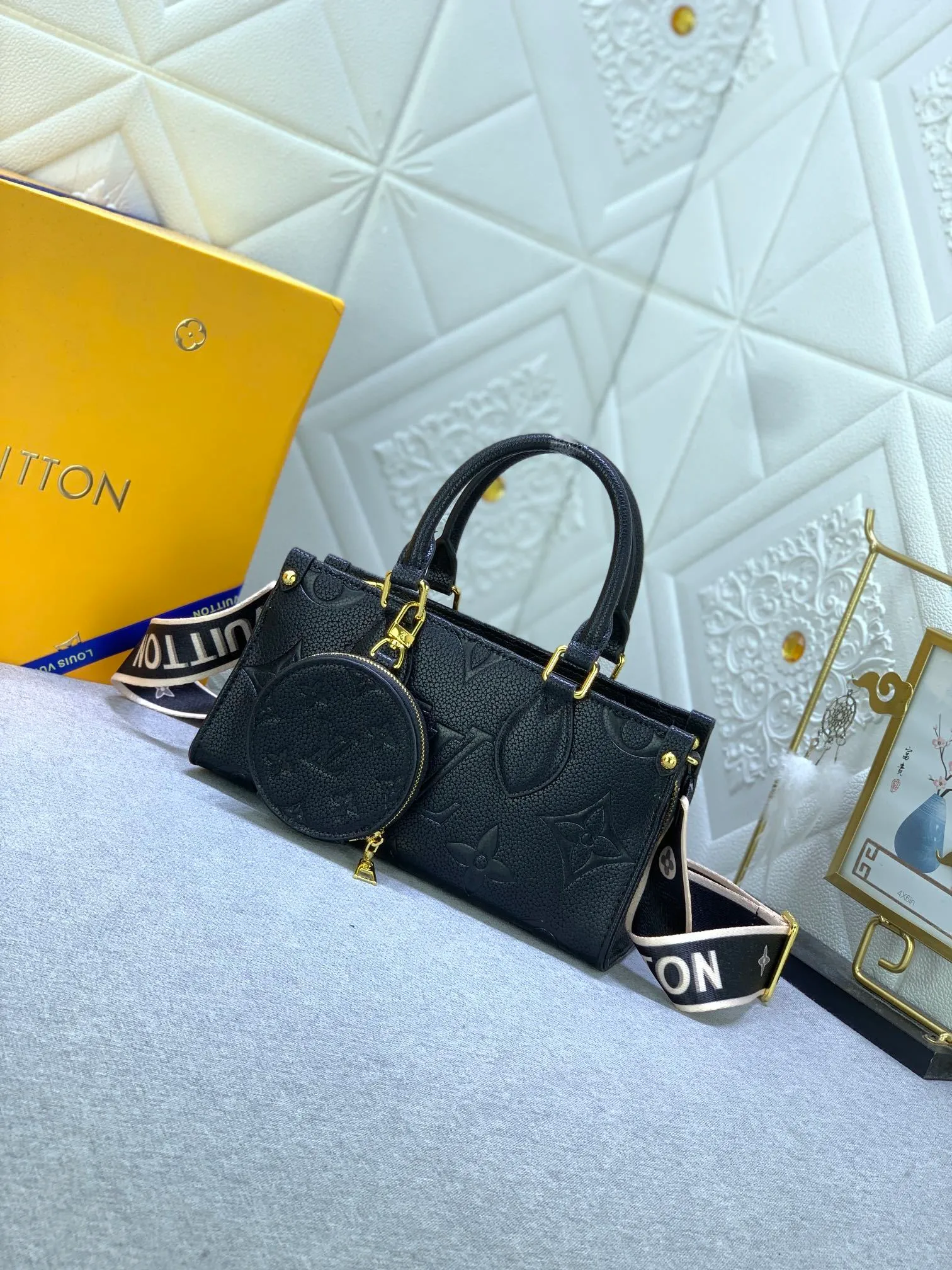 All Categories Official Website "Brand Women's Bags" Women's Bags 💙 LV 2024 New LV Crossbody Bag
