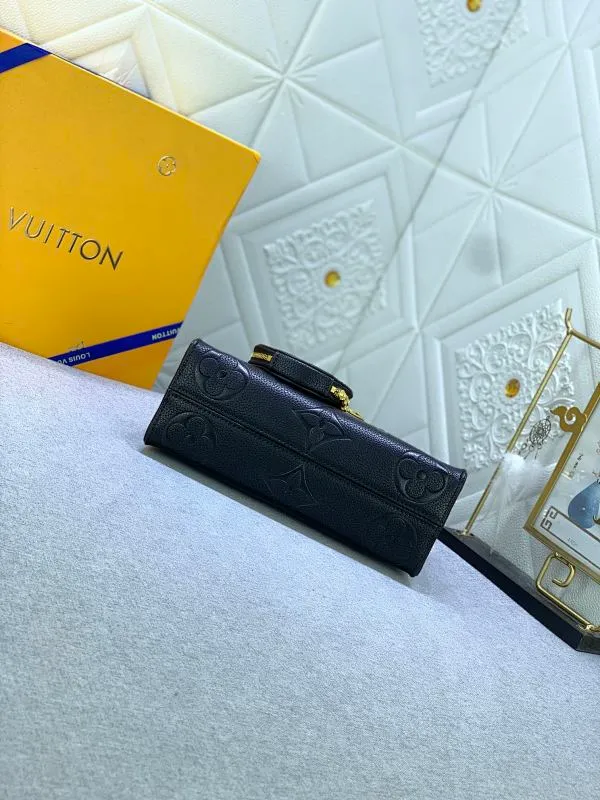 All Categories Official Website "Brand Women's Bags" Women's Bags 💙 LV 2024 New LV Crossbody Bag