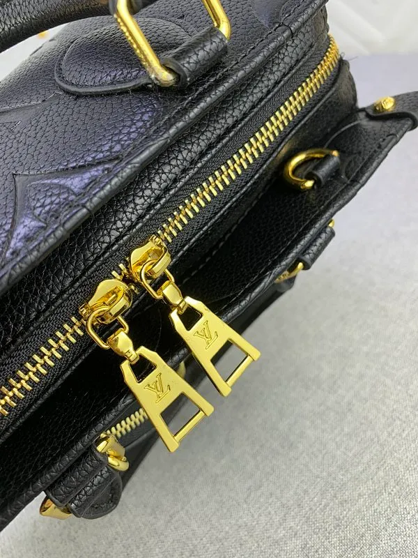 All Categories Official Website "Brand Women's Bags" Women's Bags 💙 LV 2024 New LV Crossbody Bag