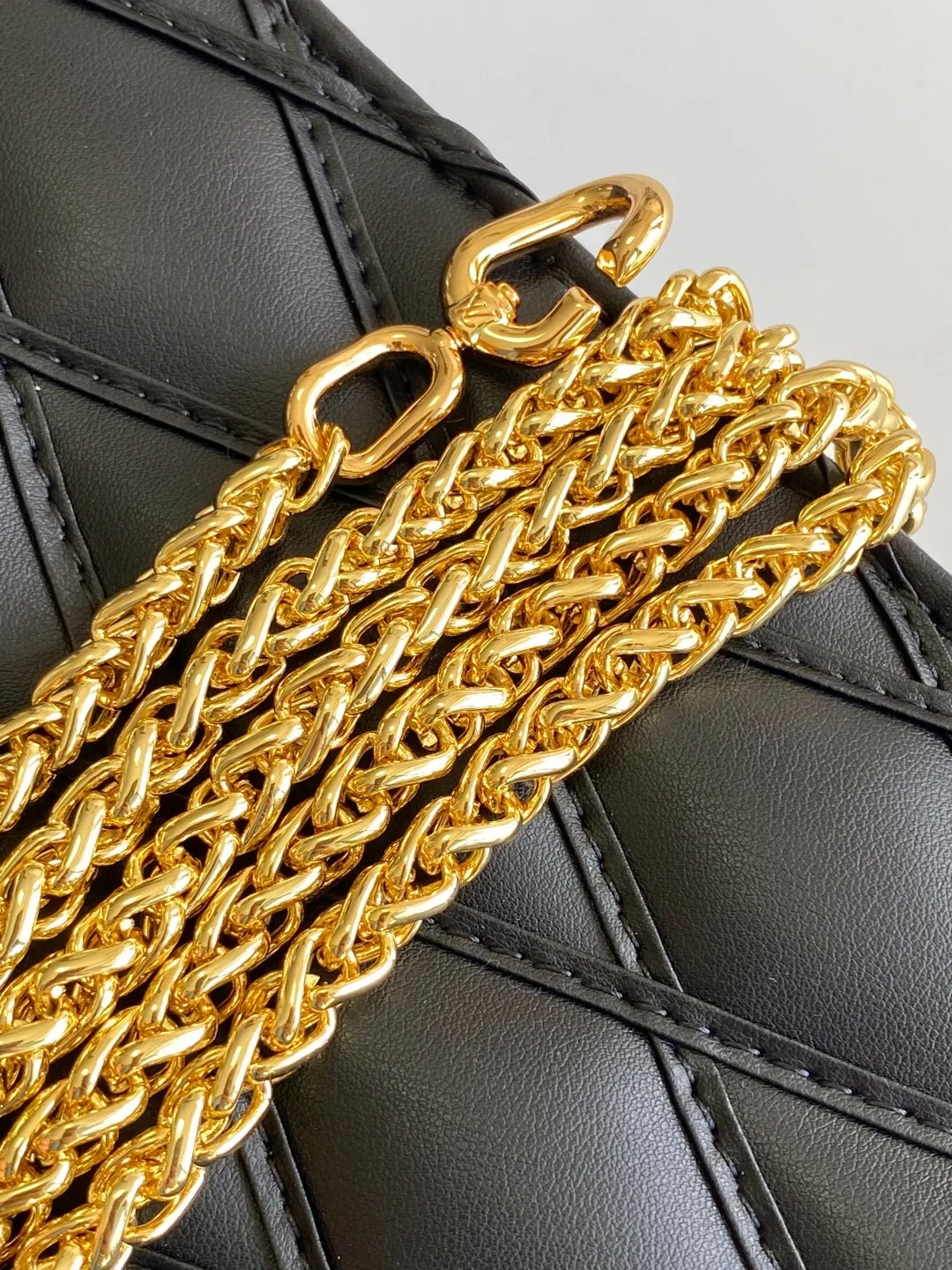 All Categories Official Website "Brand Women's Bags" Women's Bags 💙 LV 2025 New LV Crossbody Bag