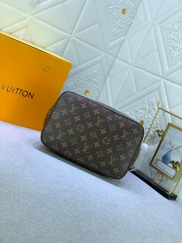 All Categories Official Website "Brand Women's Bags" Women's Bags 💙 LV 2024 New LV Crossbody Bag