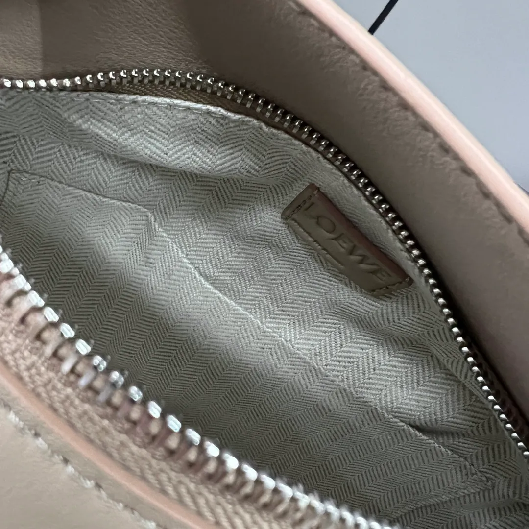All categories 💚 Top version men’s bags 💚 Loewe 2026 new LOEWE waist bag