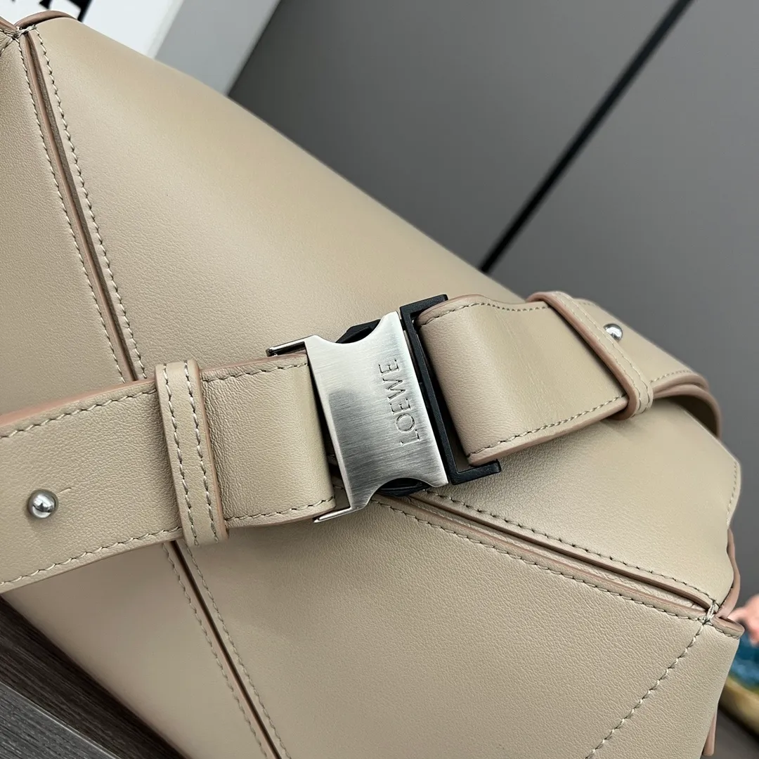 All categories 💚 Top version men’s bags 💚 Loewe 2026 new LOEWE waist bag