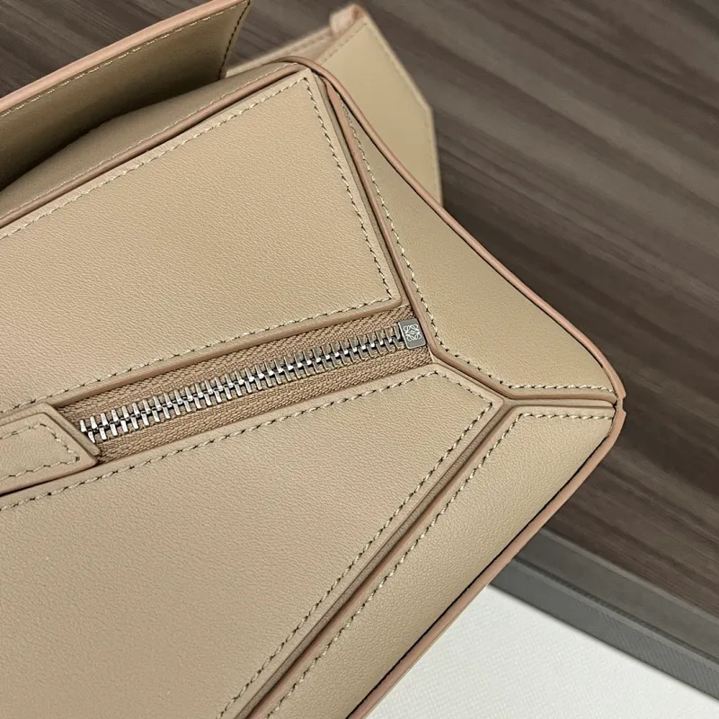All categories 💚 Top version men’s bags 💚 Loewe 2026 new LOEWE waist bag