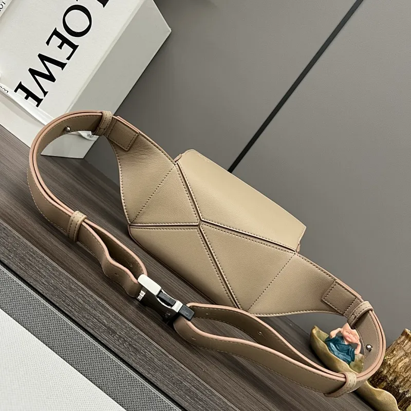 All categories 💚 Top version men’s bags 💚 Loewe 2026 new LOEWE waist bag