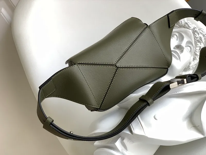 All categories 💚 Top version men’s bags 💚 Loewe 2026 new LOEWE waist bag