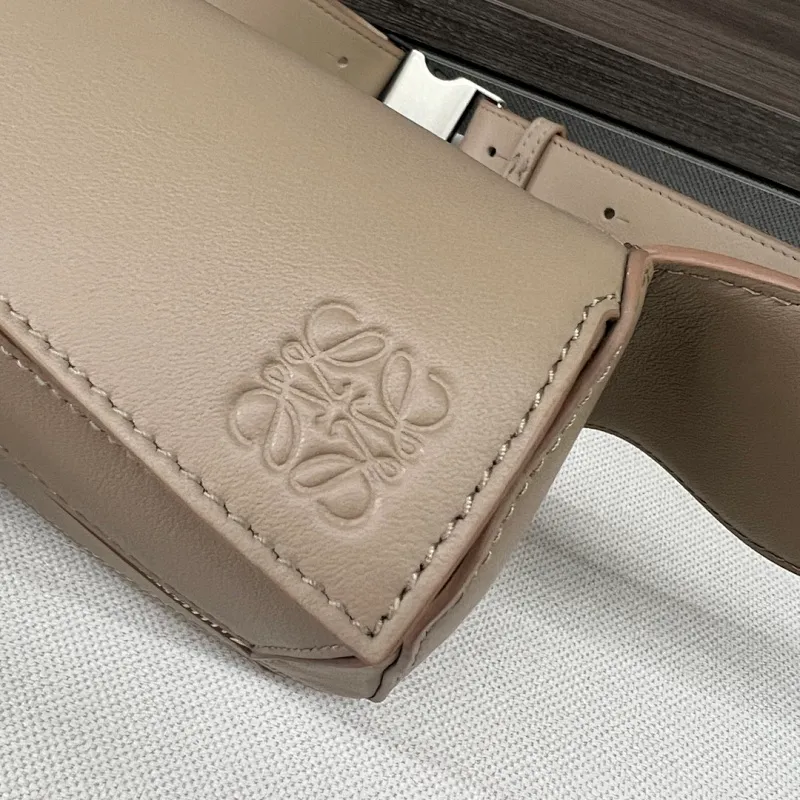 All categories 💚 Top version men’s bags 💚 Loewe 2026 new LOEWE waist bag