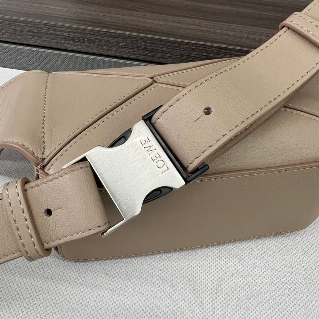 All categories 💚 Top version men’s bags 💚 Loewe 2026 new LOEWE waist bag