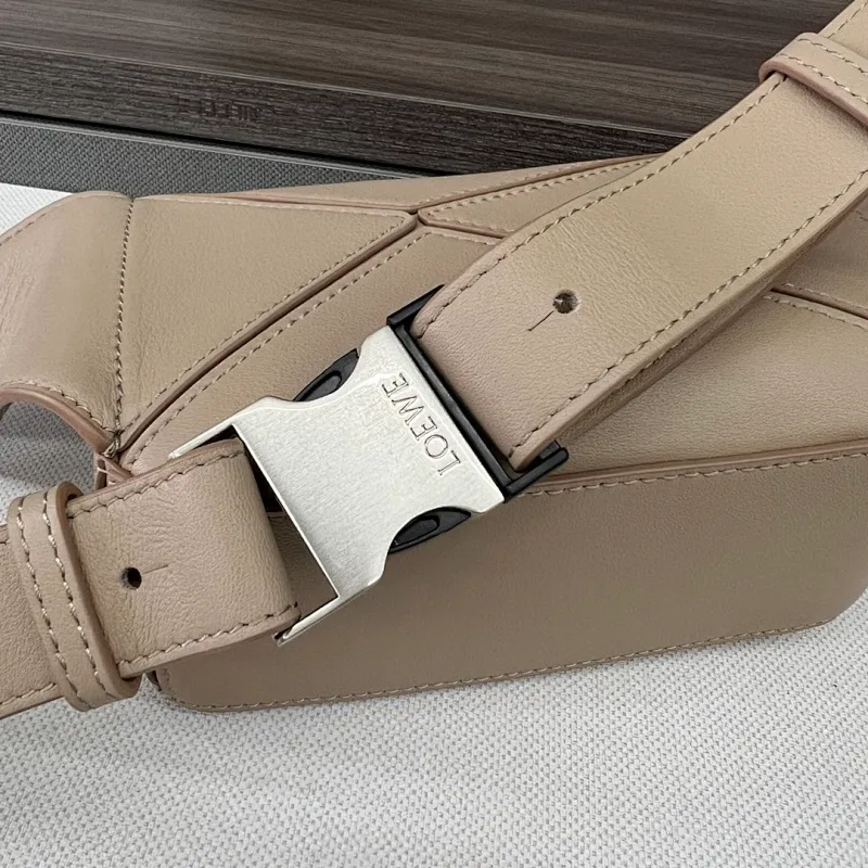 All categories 💚 Top version men’s bags 💚 Loewe 2026 new LOEWE waist bag