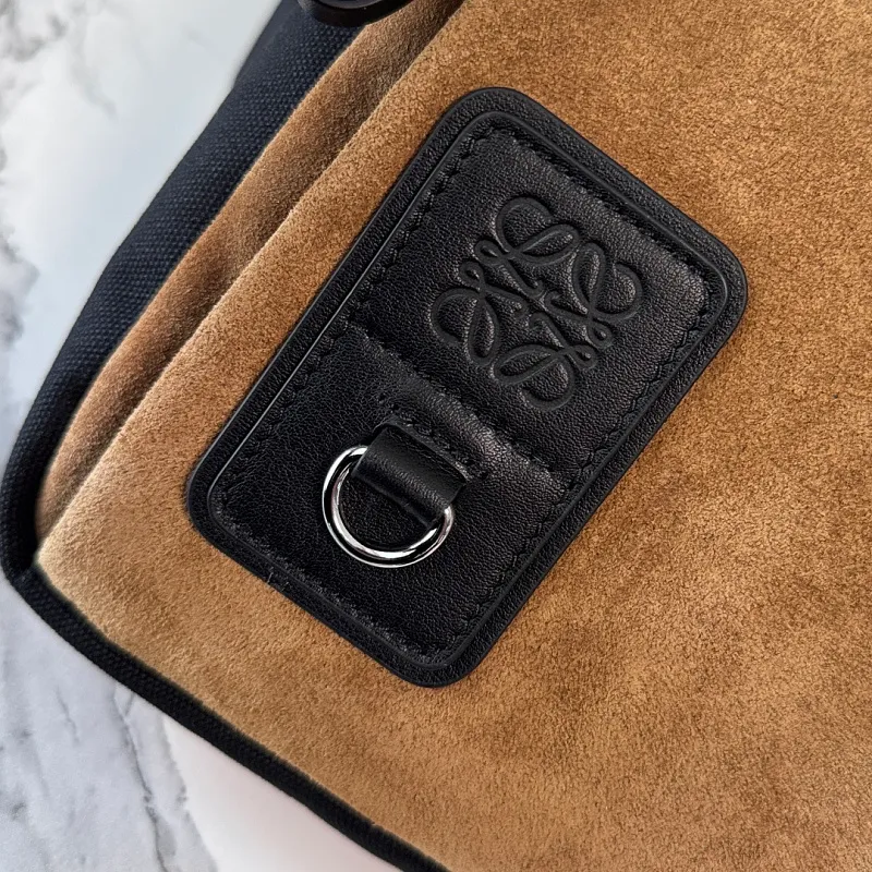 All categories 💚 Top version men’s bags 💚 Loewe 2026 new LOEWE chest bag