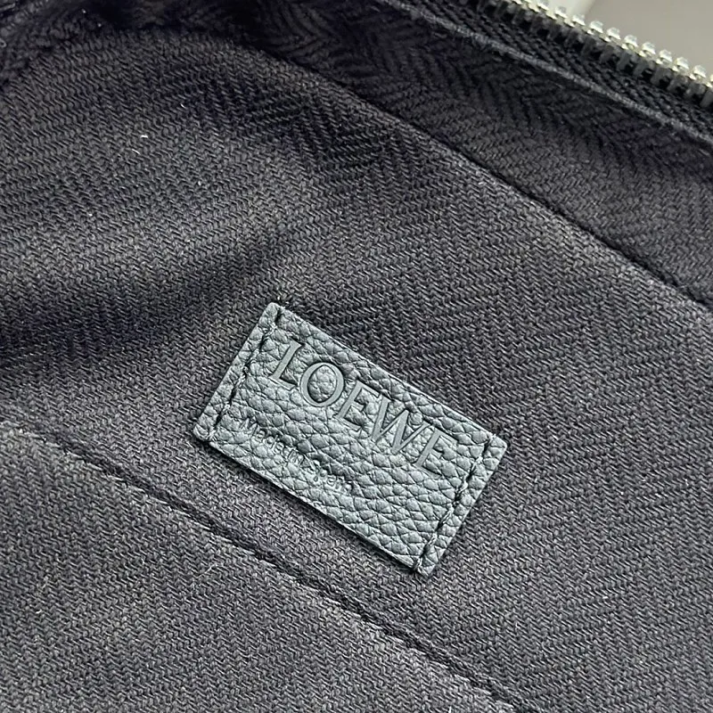 All Categories 💚 Top Version Men’s Bags 💚 Loewe 2026 Fashion LOEWE Genuine Leather Briefcase