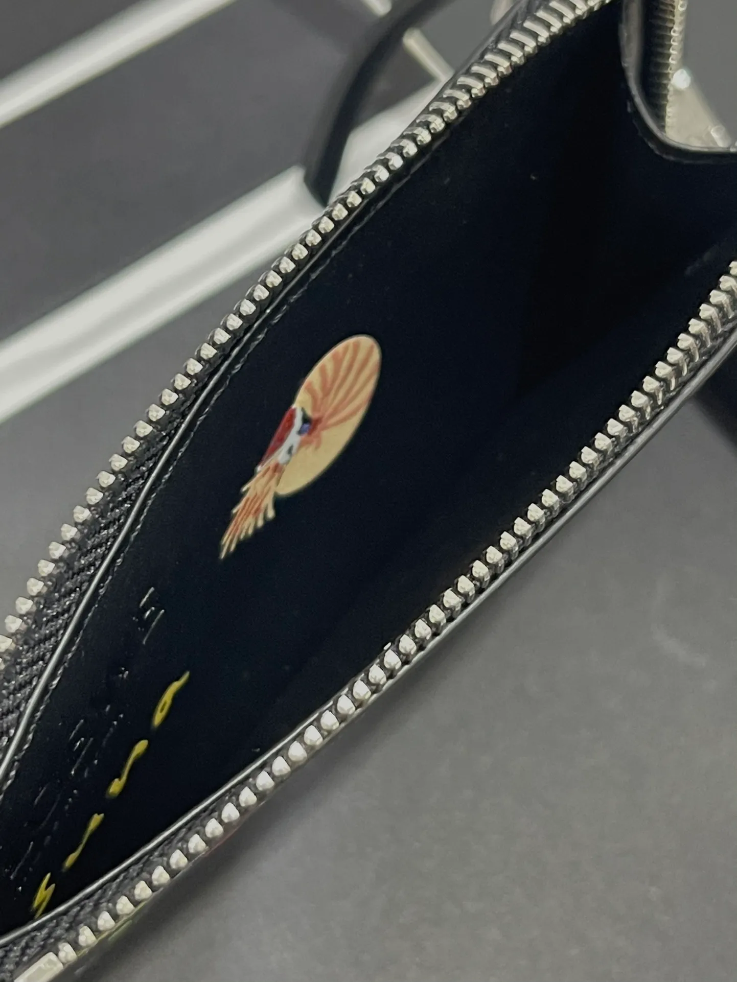 660💰Suna Fujita Zipper Card Case Cooperation Limited Series Deep Sea Print Model Made of Napa Calf Leather Four Card Slots and Zipper Compartment with Deep Sea Print Pattern No. 3806 Size 13*7.5 (⚠️Note: Each position of the silk screen pattern will be a little different, and genuine products will also be available, because the machine will slide during the silk screen printing, which is inevitable. If you mind, please do not place an order)
