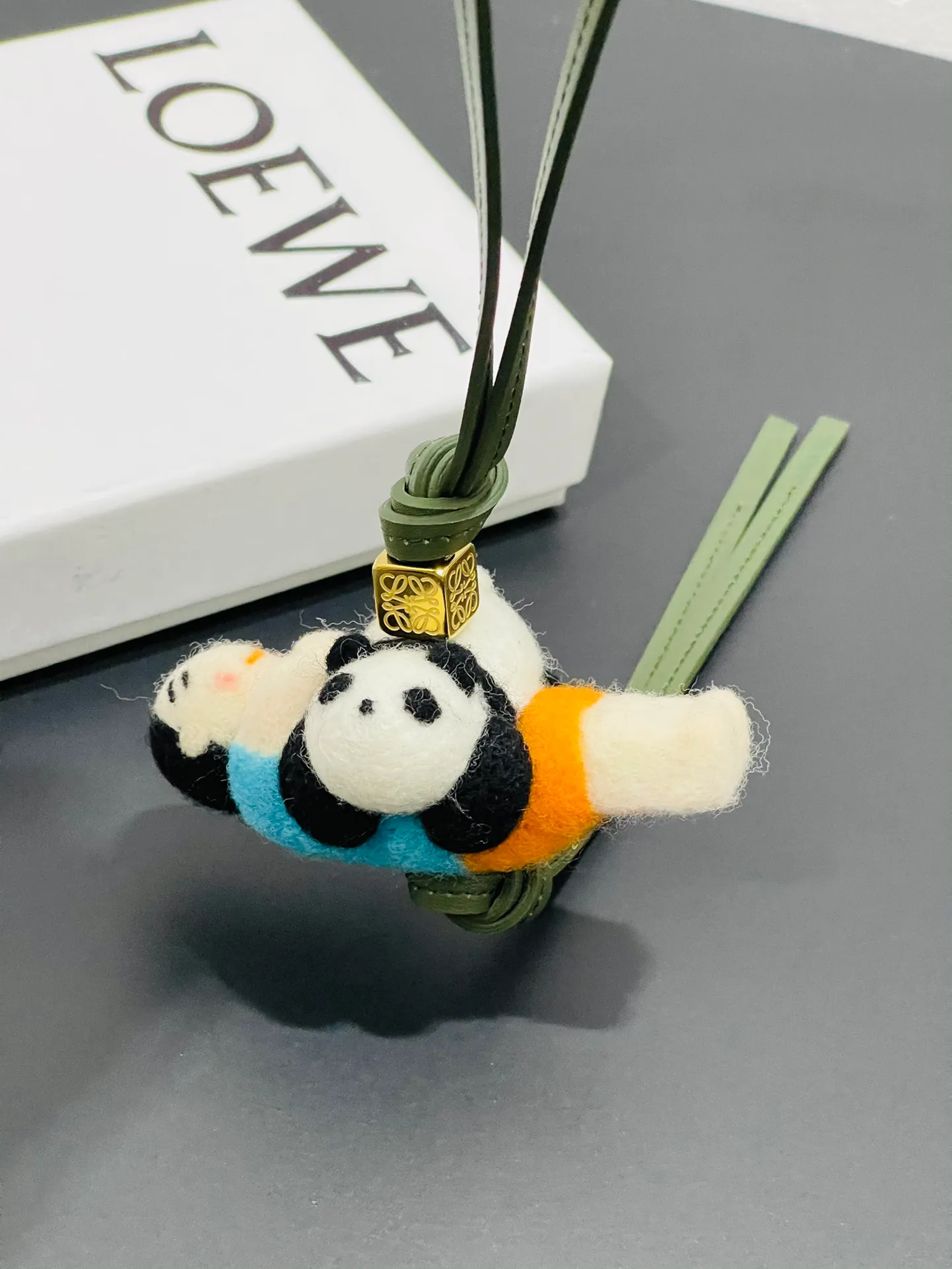 Felt pendants have different prices, please ask in the circle picture ⚠️: They are purely handmade, so each one is unique. We cannot guarantee that each one will be the same. If you mind, please don’t bother.