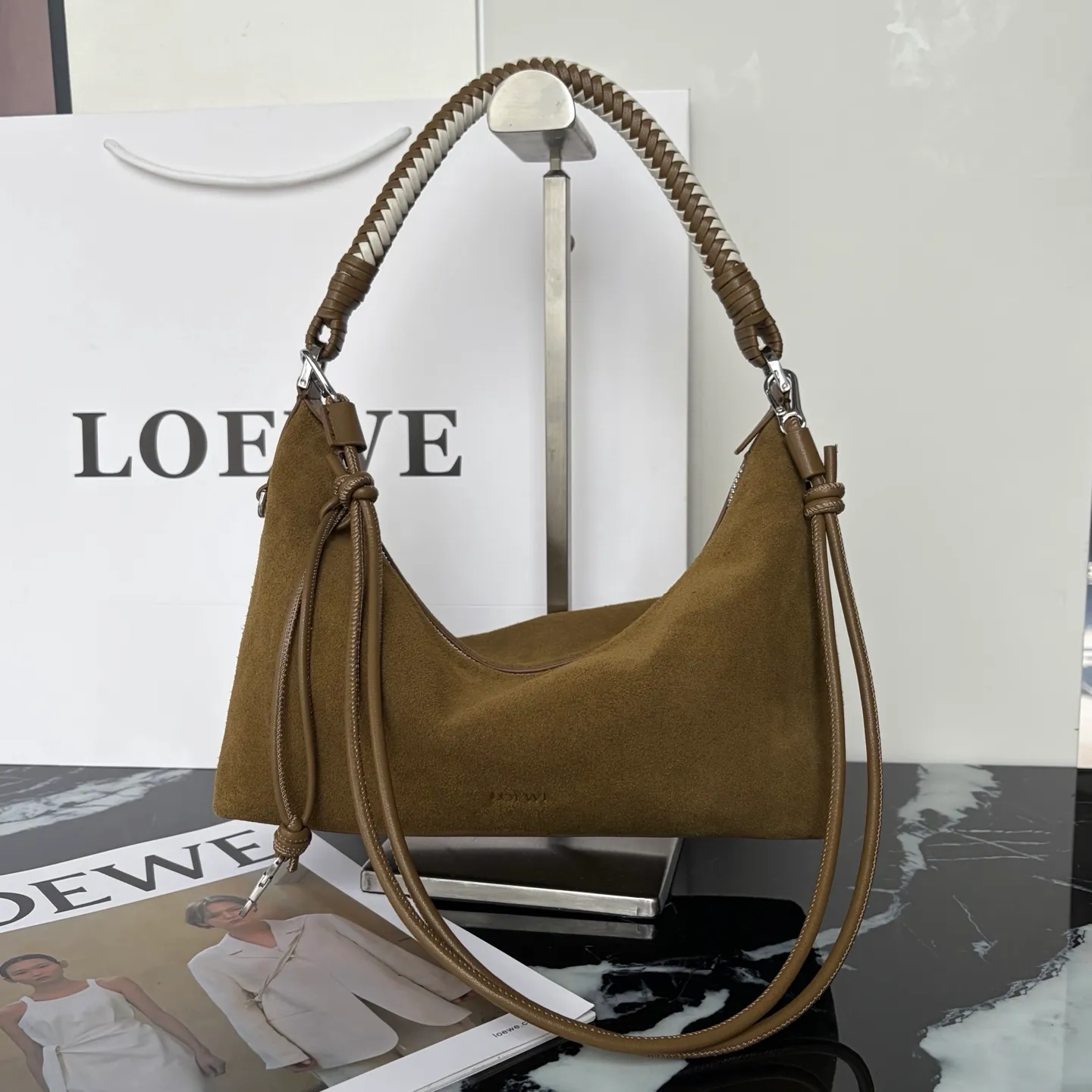 All categories Official website "Brand Women's Bags" Women's Bags 💙 Loewe 2026 new LOEWE armpit shoulder bag