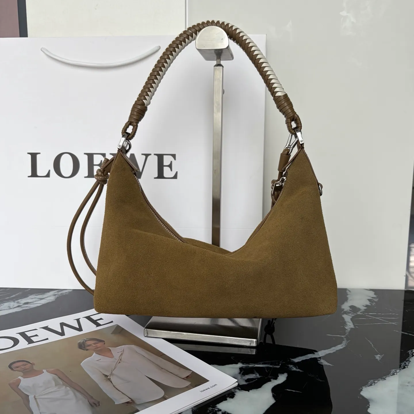 All categories Official website "Brand Women's Bags" Women's Bags 💙 Loewe 2026 new LOEWE armpit shoulder bag