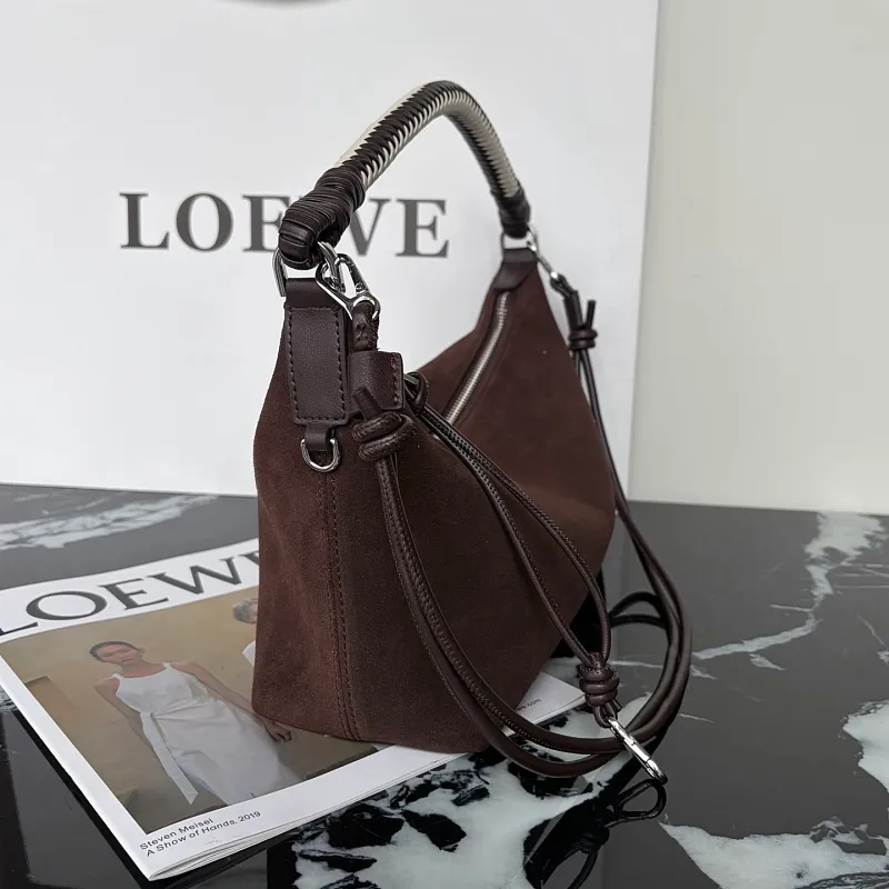 All categories Official website "Brand Women's Bags" Women's Bags 💙 Loewe 2026 new LOEWE armpit shoulder bag