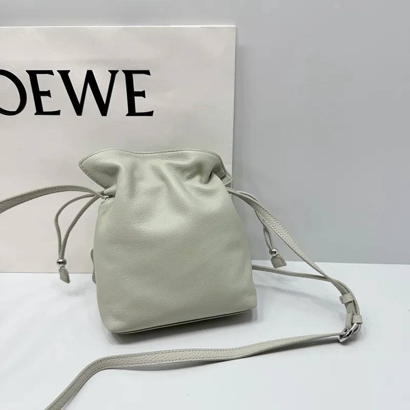 All categories Official website "Brand Women's Bags" Women's Bags 💙 Loewe 2026 new LOEWE crossbody bag