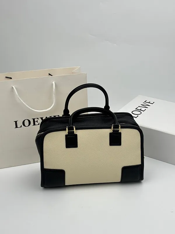 All categories Official website "Brand Women's Bags" Women's Bags 💙 Loewe 2026 new LOEWE crossbody bag
