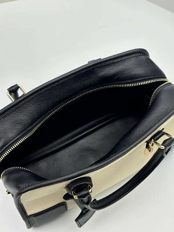 All categories Official website "Brand Women's Bags" Women's Bags 💙 Loewe 2026 new LOEWE crossbody bag