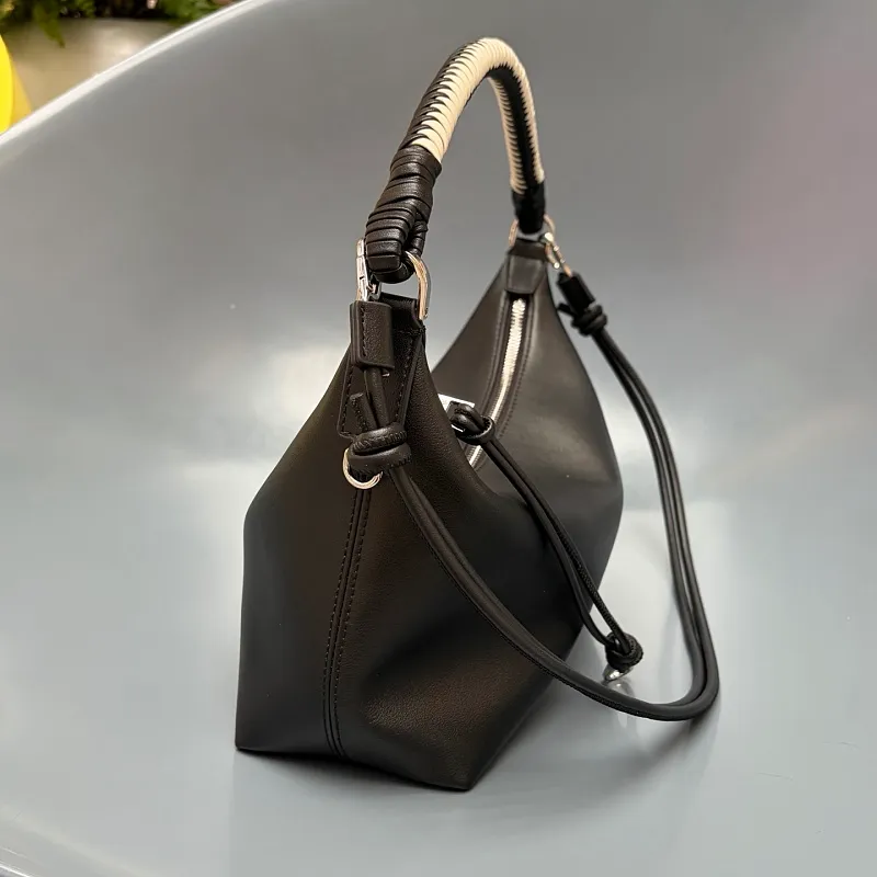 All categories Official website "Brand Women's Bags" Women's Bags 💙 Loewe 2026 new LOEWE armpit shoulder bag