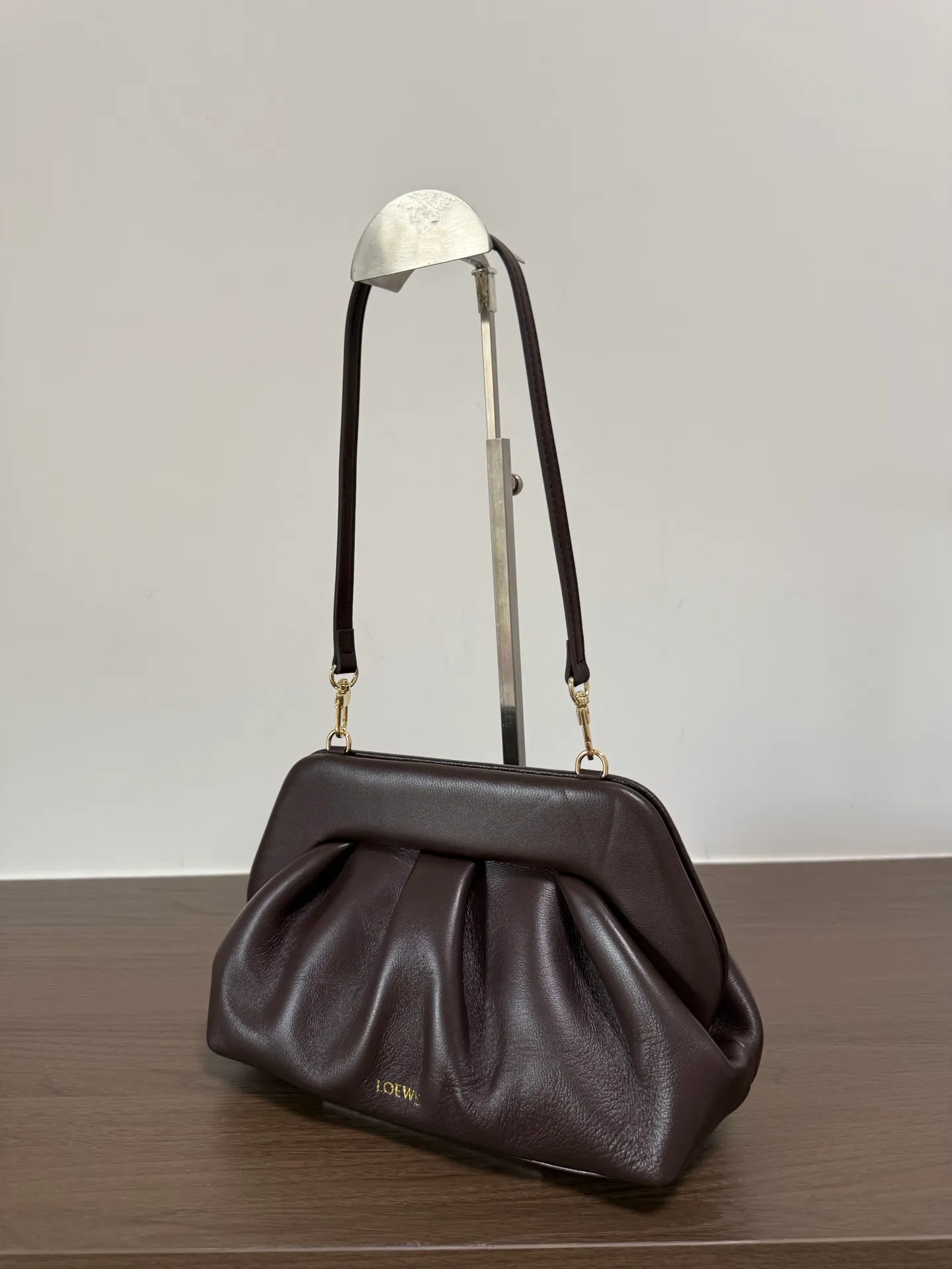 All categories Official website "Brand Women's Bags" Women's Bags 💙 Loewe 2026 new LOEWE armpit bag