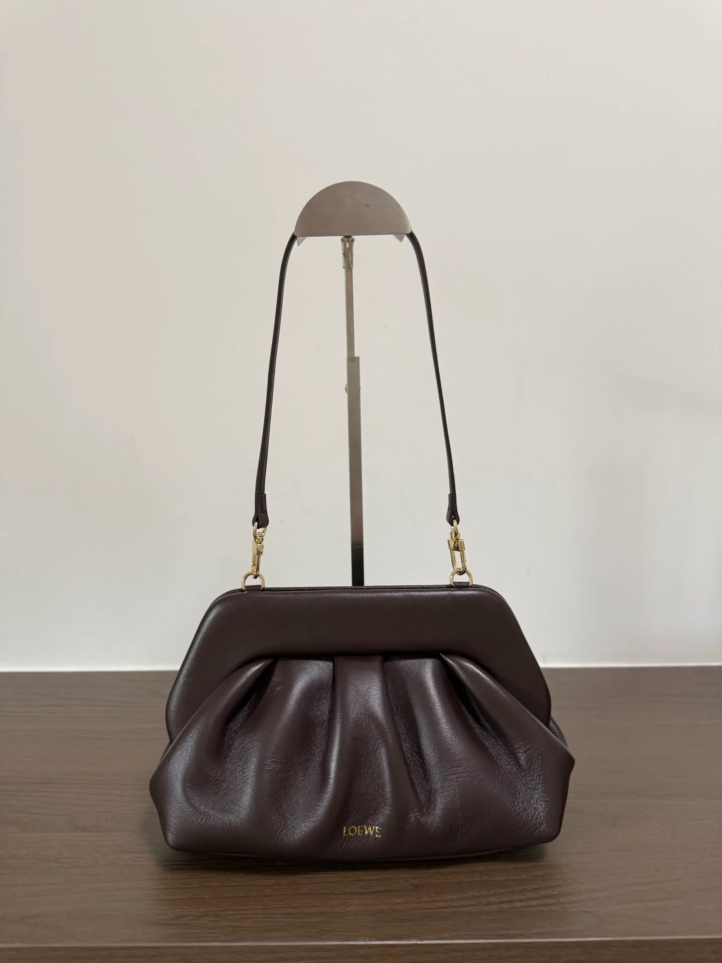 All categories Official website "Brand Women's Bags" Women's Bags 💙 Loewe 2026 new LOEWE armpit bag