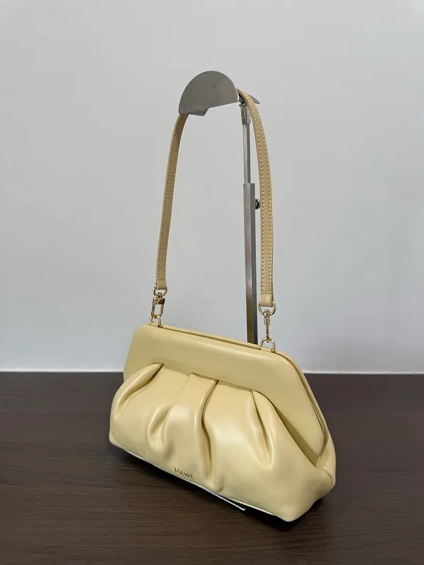 All categories Official website "Brand Women's Bags" Women's Bags 💙 Loewe 2026 new LOEWE armpit bag