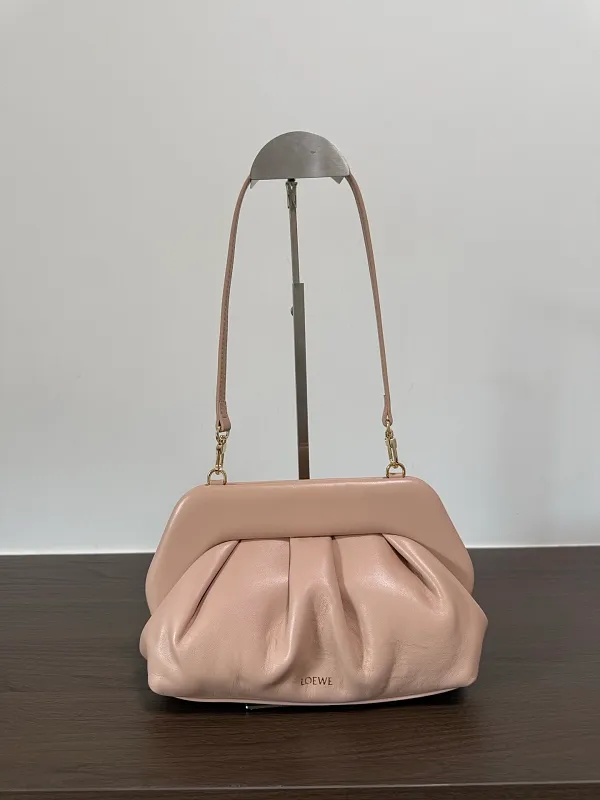 All categories Official website "Brand Women's Bags" Women's Bags 💙 Loewe 2026 new LOEWE armpit bag